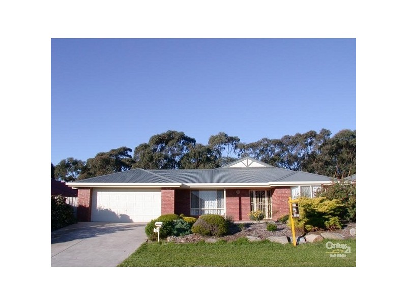 31 Tobin Crescent, Woodcroft SA 5162