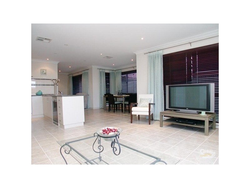 16 Emerald Boulevard, Aldinga Beach SA 5173