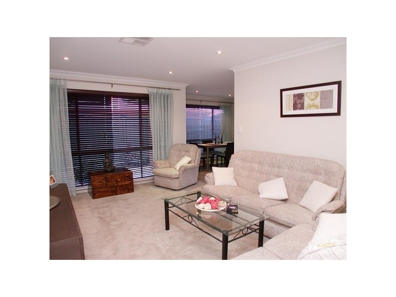 16 Emerald Boulevard, Aldinga Beach SA 5173