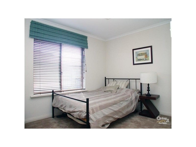 16 Emerald Boulevard, Aldinga Beach SA 5173