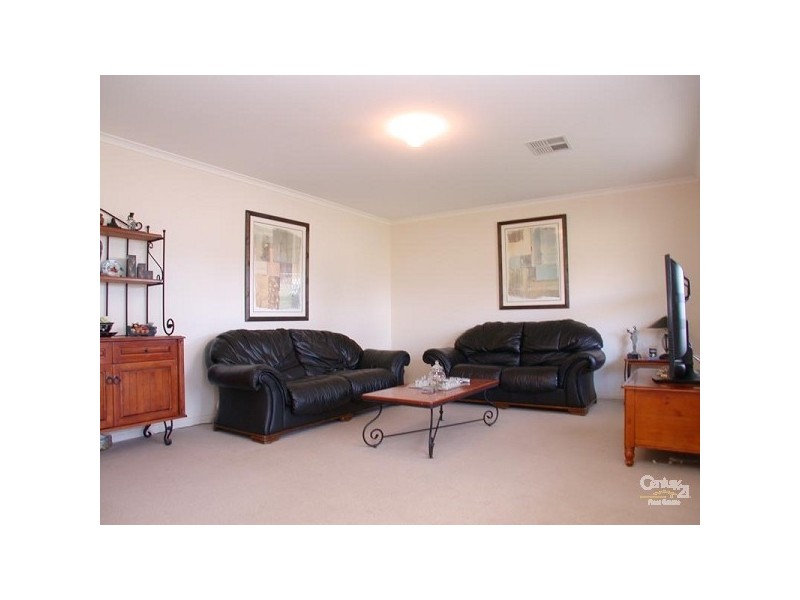 50 Glenthorn Crescent, O’halloran Hill SA 5158