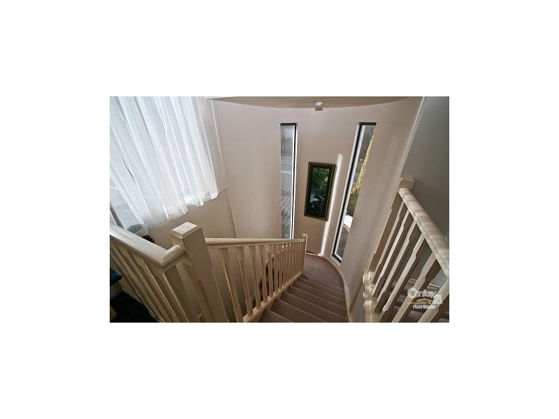 16 Highfield Drive, Aberfoyle Park SA 5159