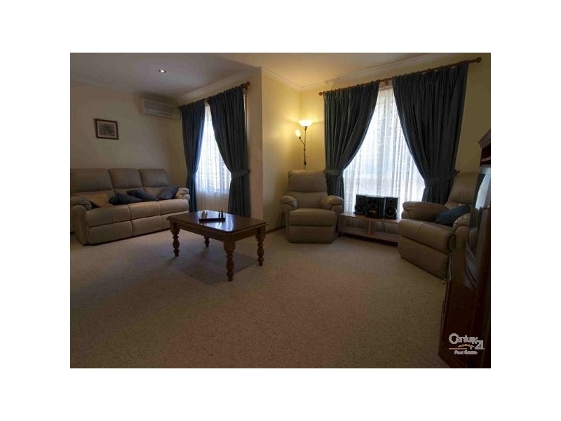 29 Whitney Crescent, Seaford SA 5169