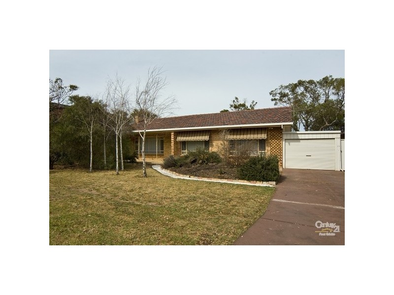 16 First Avenue, Moana SA 5169