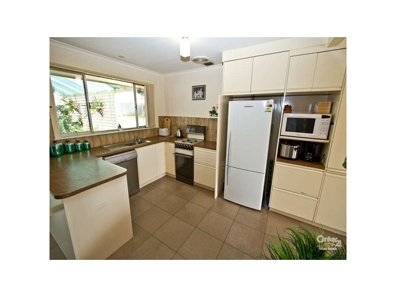 22 Sherefield Road, Morphett Vale SA 5162