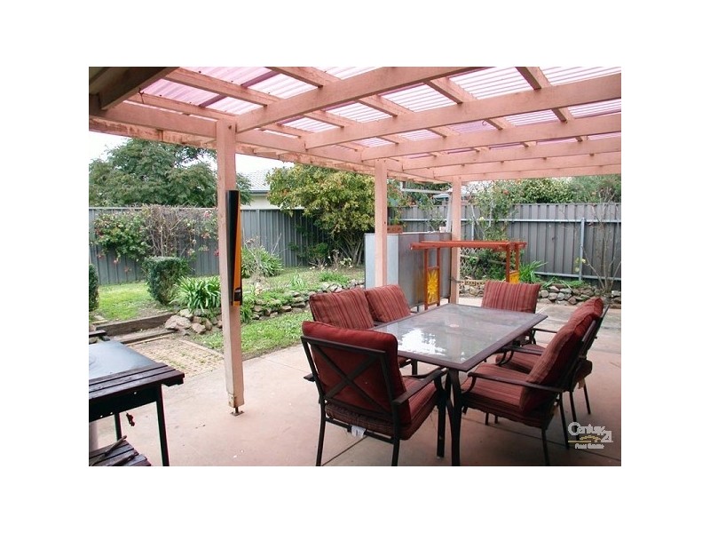 18 Surreyville Grove, Old Reynella SA 5161