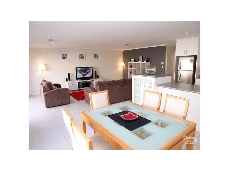 15 Kakadu Drive, Morphett Vale SA 5162