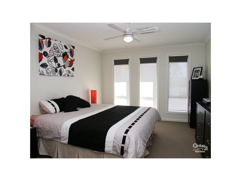 15 Kakadu Drive, Morphett Vale SA 5162