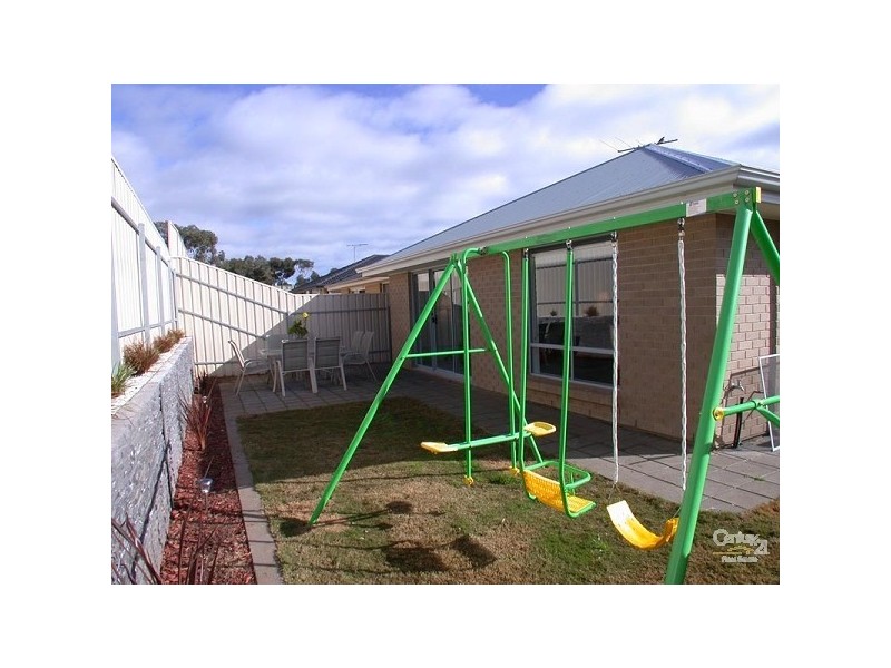 15 Kakadu Drive, Morphett Vale SA 5162