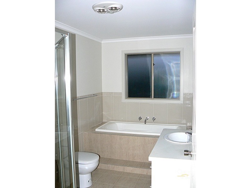 24 Arkle Place, Woodcroft SA 5162