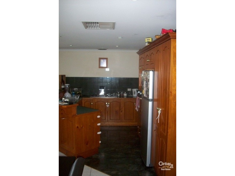 15 Mildara Close, Woodcroft SA 5162
