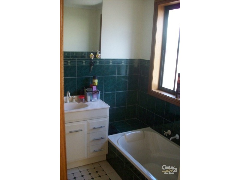 15 Mildara Close, Woodcroft SA 5162