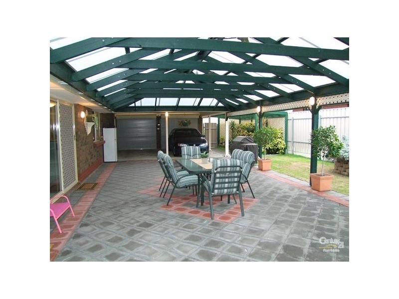 25 Talladira Way, Woodcroft SA 5162