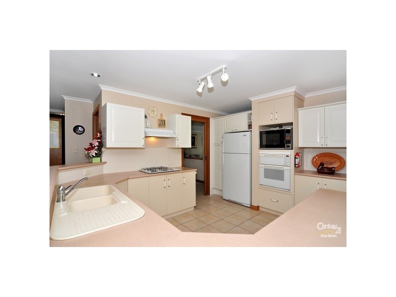 13 Oakbank Crescent, Sheidow Park SA 5158