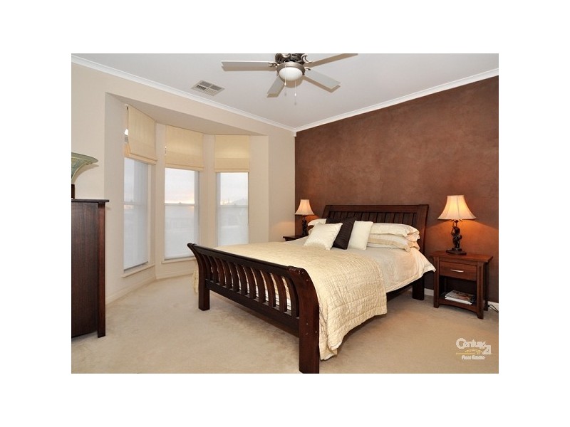 172 Grand Boulevard, Seaford Rise SA 5169