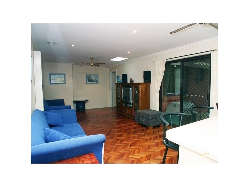 5 Equestrian Drive, Woodcroft SA 5162