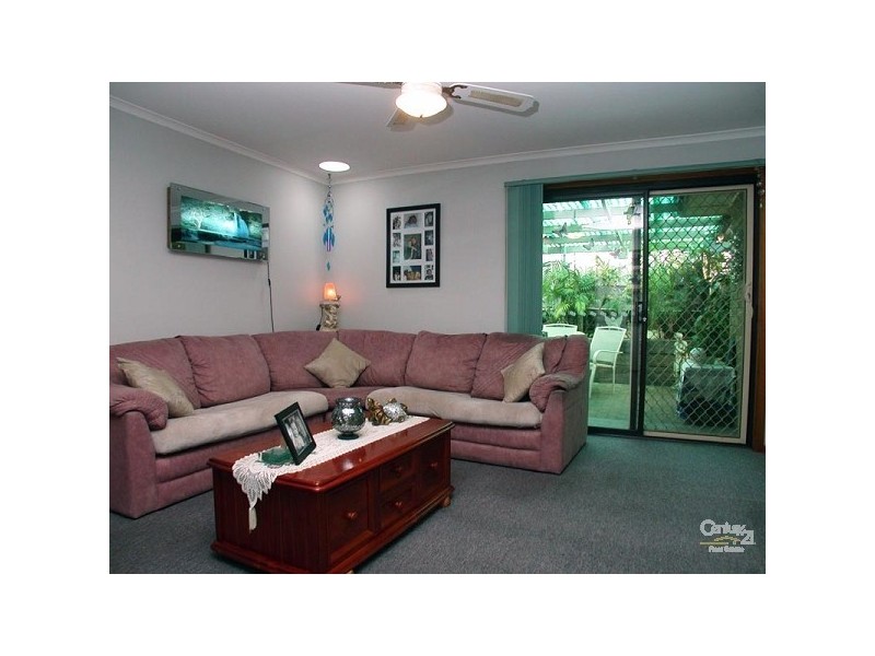 2 Bounty Street, Moana SA 5169