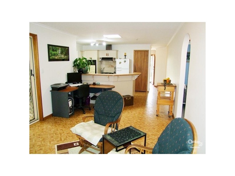 8 St Andrew s Way, Morphett Vale SA 5162