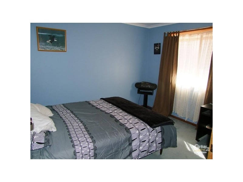 8 St Andrew s Way, Morphett Vale SA 5162