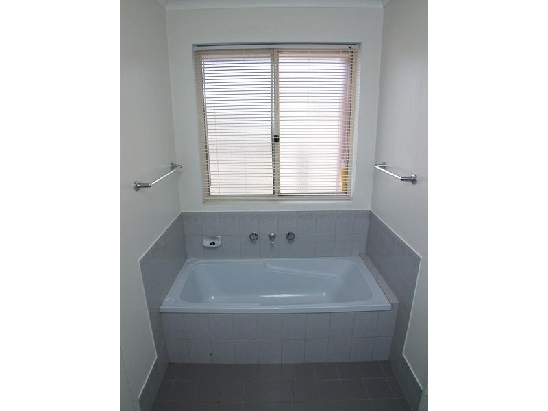 11 Port Royal Court, Seaford Rise SA 5169