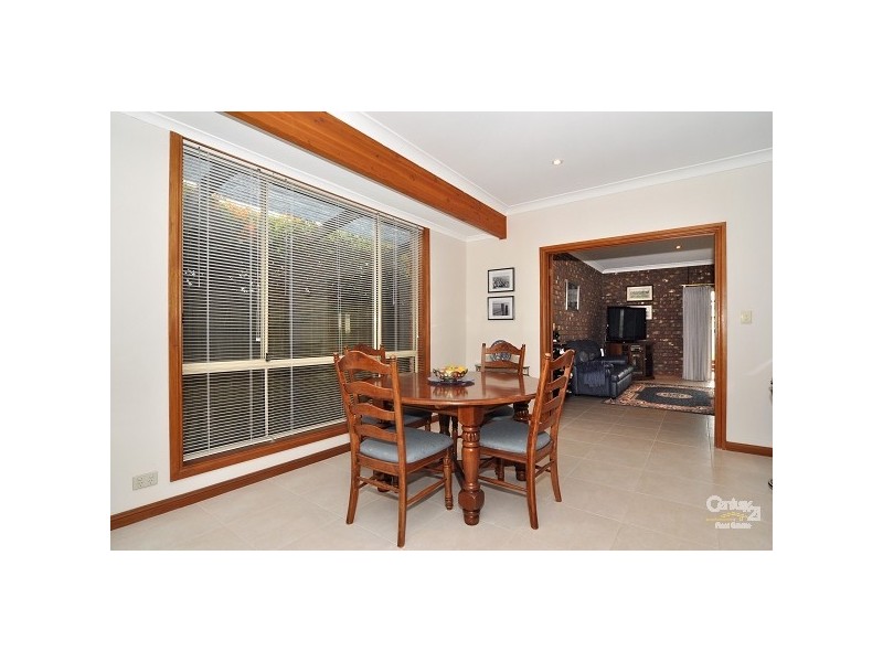 17 Elberry Close, Moana SA 5169