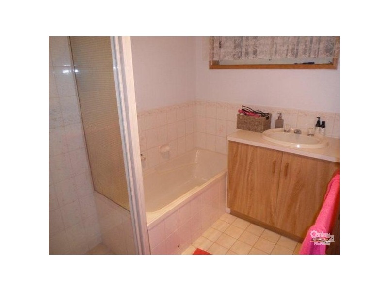 44 Bordeaux Drive, Woodcroft SA 5162