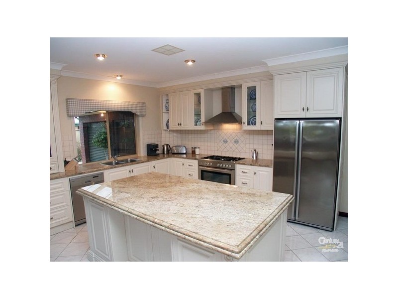 4 Salerno Court, Woodcroft SA 5162