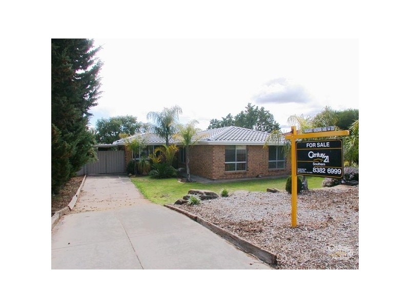 3 Bonnie Crt, Christie Downs SA 5164