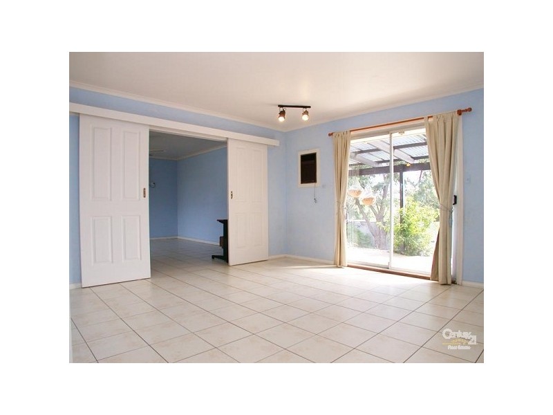 3 Bonnie Crt, Christie Downs SA 5164
