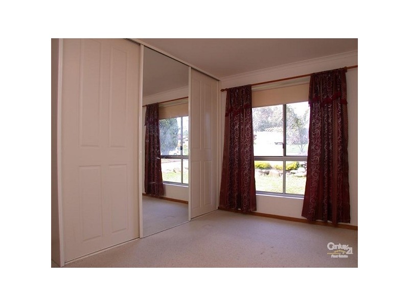 3 Bonnie Crt, Christie Downs SA 5164