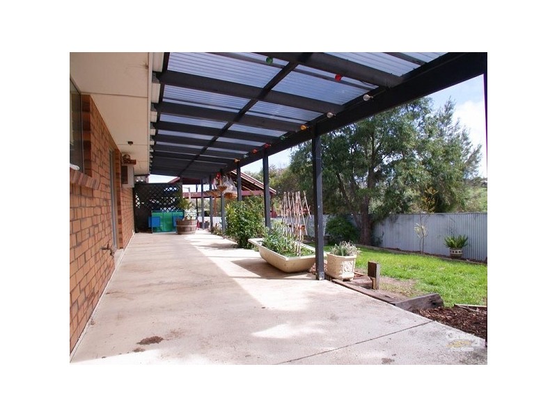 3 Bonnie Crt, Christie Downs SA 5164