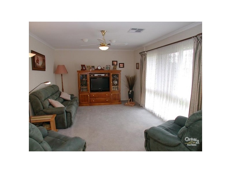 18 Marie Avenue, Morphett Vale SA 5162