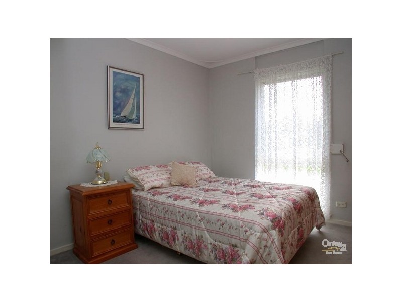 18 Marie Avenue, Morphett Vale SA 5162