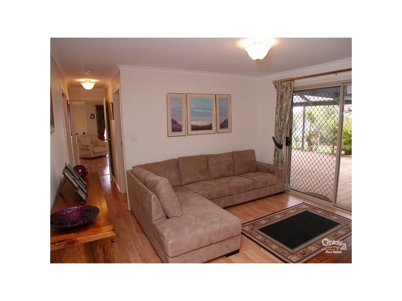 2 Stanford Glen, Seaford Rise SA 5169