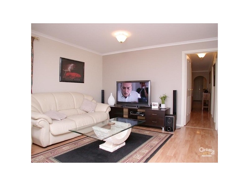 2 Stanford Glen, Seaford Rise SA 5169