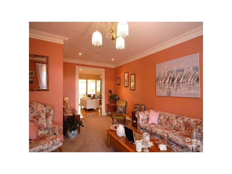 42 Alpine Road, Happy Valley SA 5159