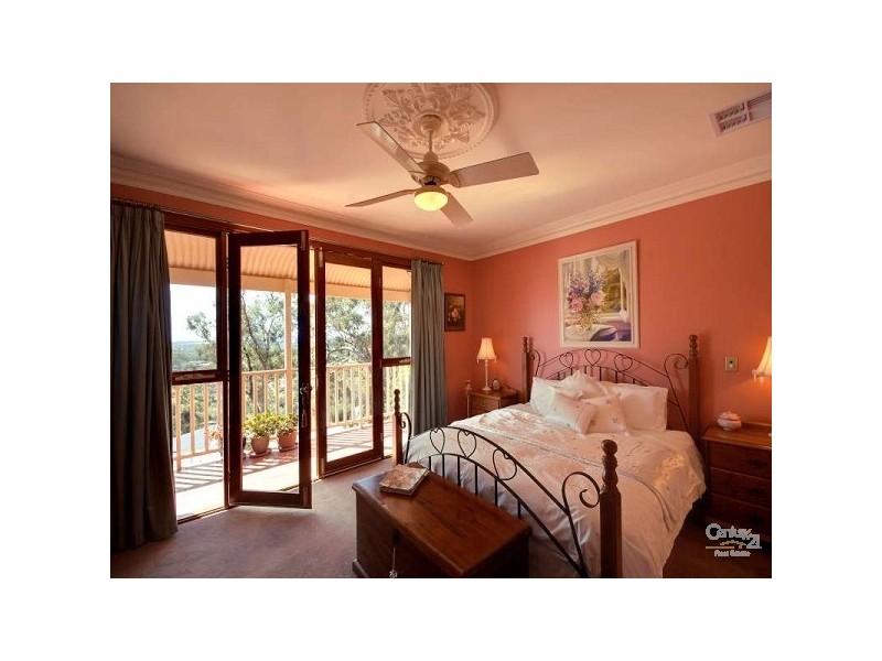 42 Alpine Road, Happy Valley SA 5159