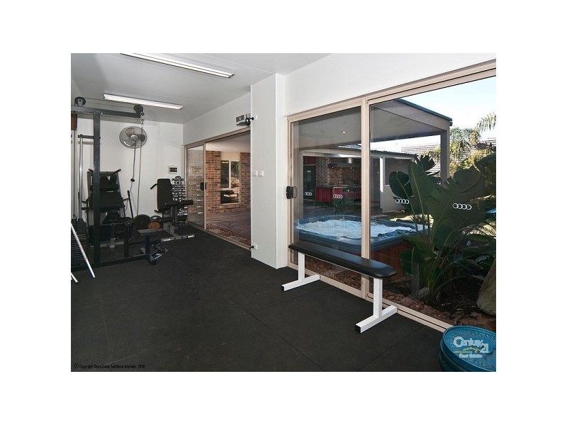 71 Commercial Road, Port Noarlunga South SA 5167