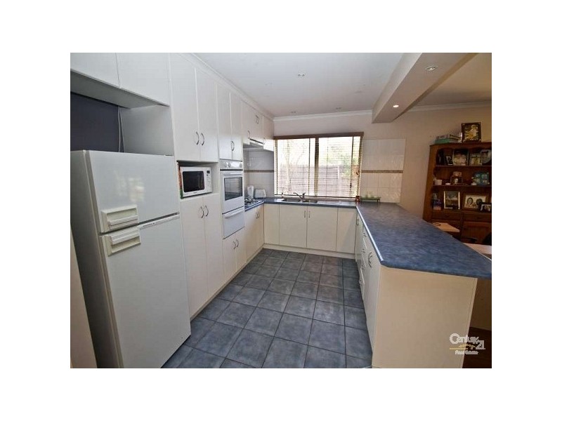 6 Verdant Parade, Woodcroft SA 5162