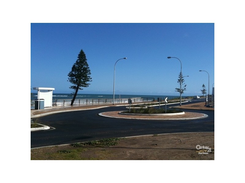 U304 Cnr of Beach Rd and Esplanade, Christies Beach SA 5165