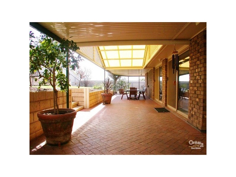 1 Wyman Way, Woodcroft SA 5162