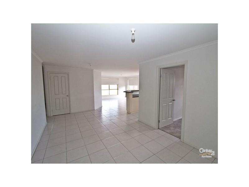 10 Omega Drive, Seaford Rise SA 5169