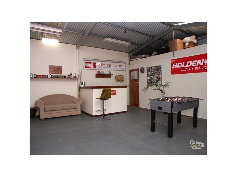 4 Bay Place, Woodcroft SA 5162