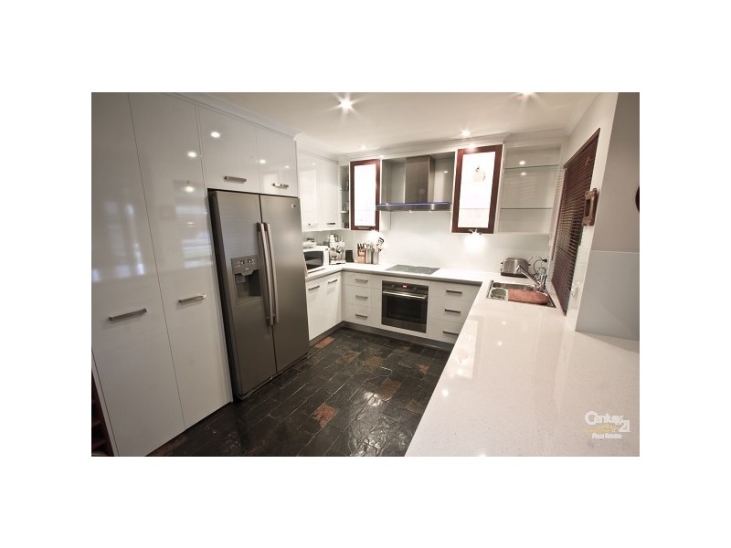 36 Sun Crescent, Happy Valley SA 5159