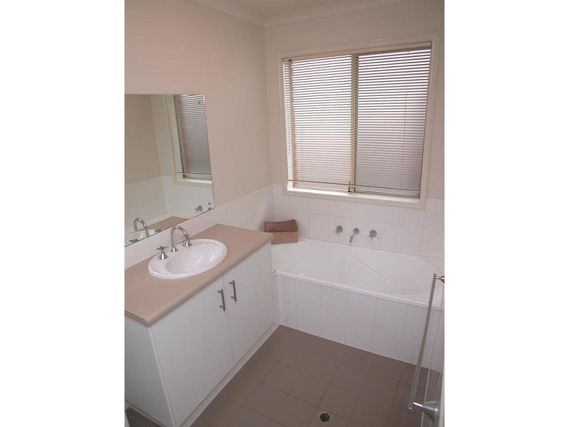 11 Brighton Drive, Seaford Rise SA 5169