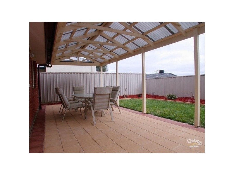 11 Brighton Drive, Seaford Rise SA 5169