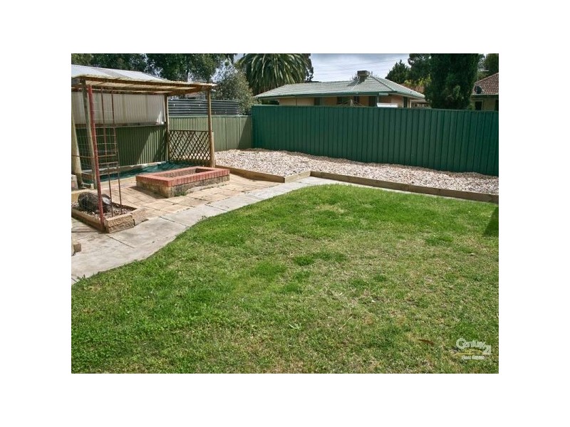 15 Tokay Crescent, Morphett Vale SA 5162