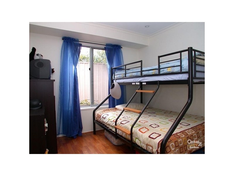 24 Brookland Valley Drive, Woodcroft SA 5162