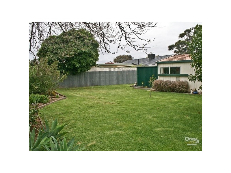 3 Leawarra Avenue, Seaford SA 5169