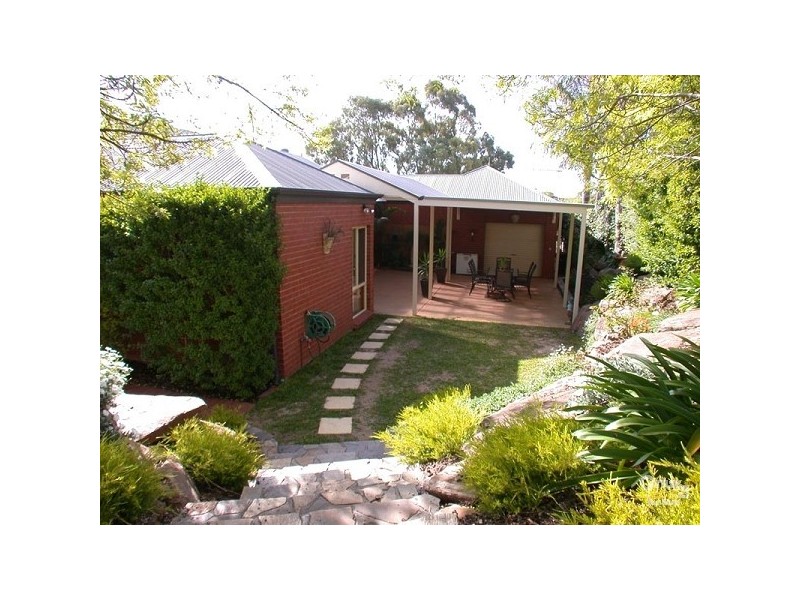 10 Houndsgate Court, Onkaparinga Hills SA 5163